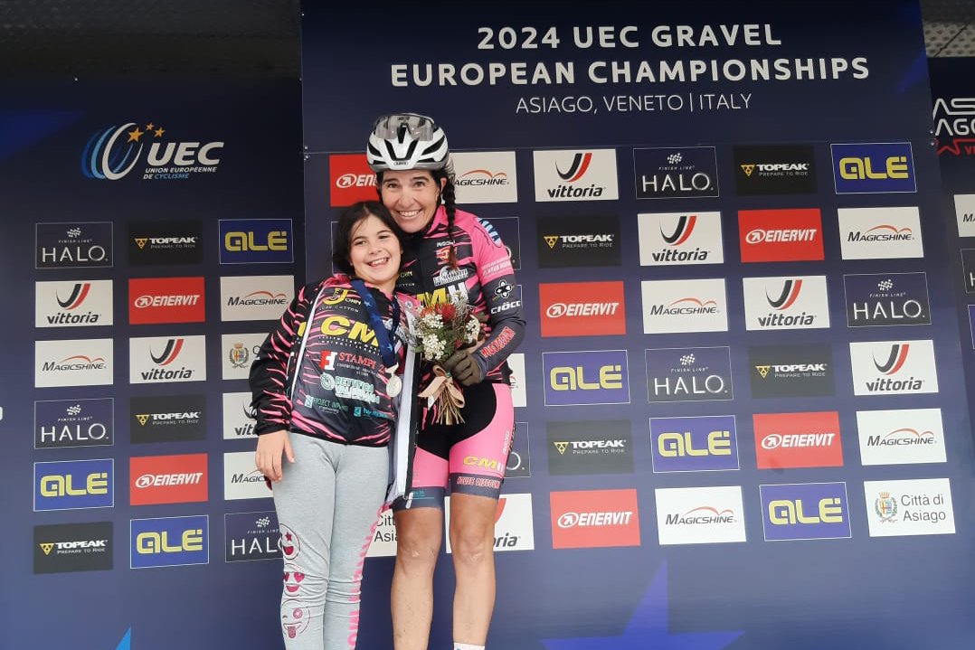 Simona Mazzucotelli medaglia d'argento al campionato europeo di gravel ad Asiago