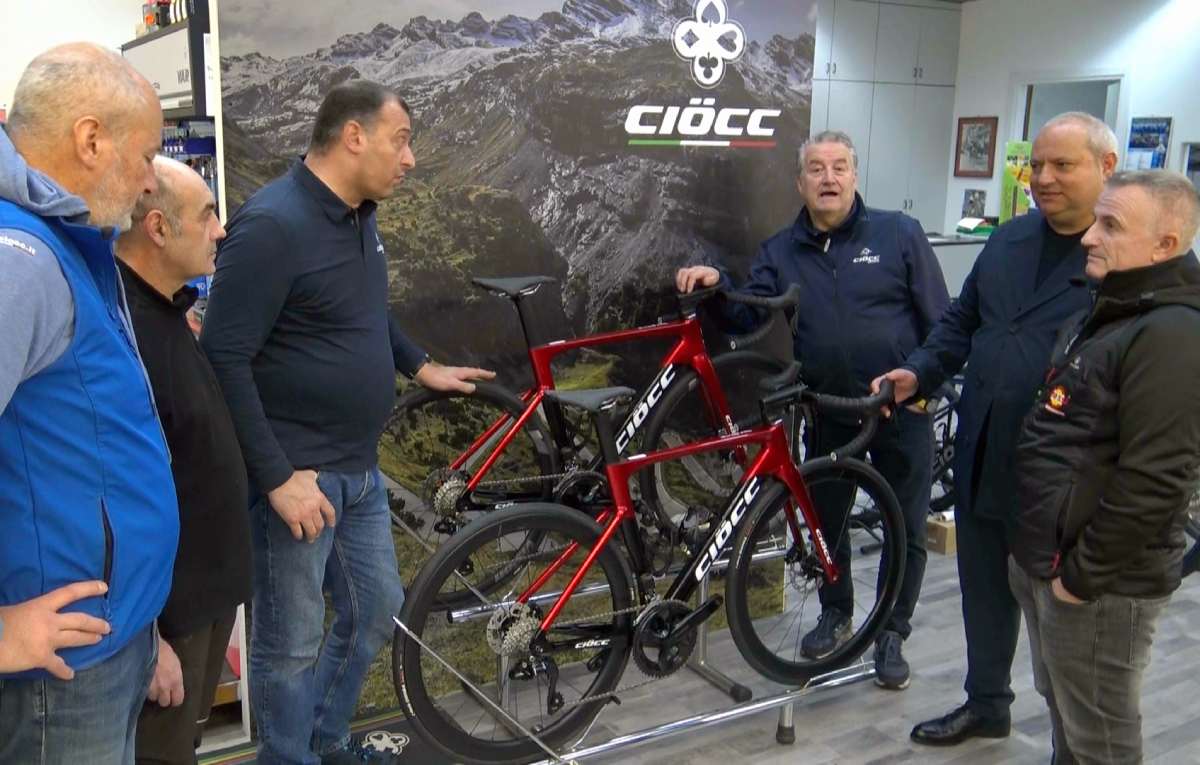 Il Gs Massì Supermercati monta in sella alle biciclette Ciocc