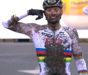 Mathieu Van der Poel vince a Maasmechelen