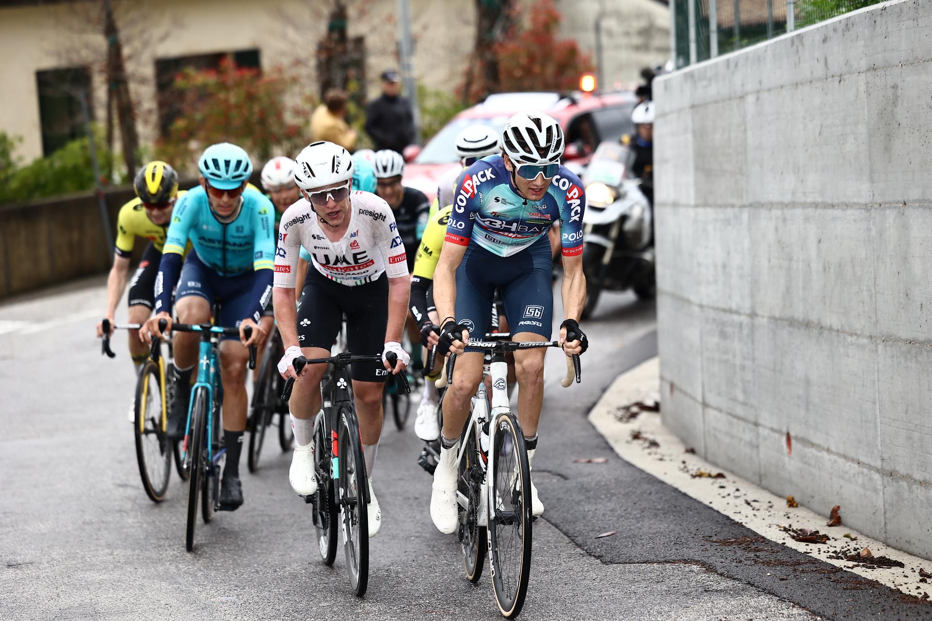 PHRS4677_gruppo testa photos