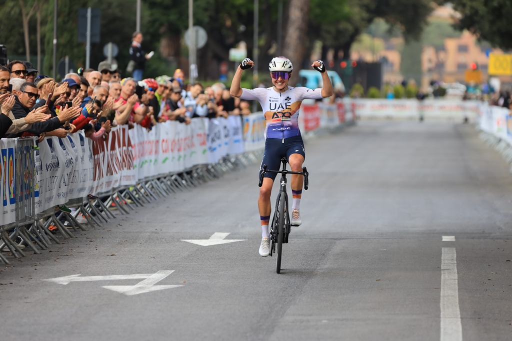 Paula Blasi vince il GP della Liberazione Donne a Roma (foto Flaviano Ossola)