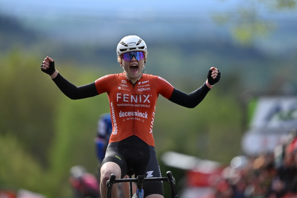 Puck Pieterse conquista la Flèche Wallonne Femmes 2025 (foto ©A.S.O. / Billy Ceusters)