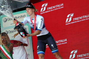 Giro Women. Lorena Wiebes vince la quinta tappa