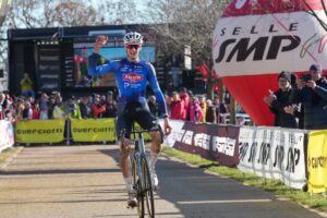 Stefano Viezzi vince il campionato italiano ciclocross 2026 - photo Giorgio De Negri