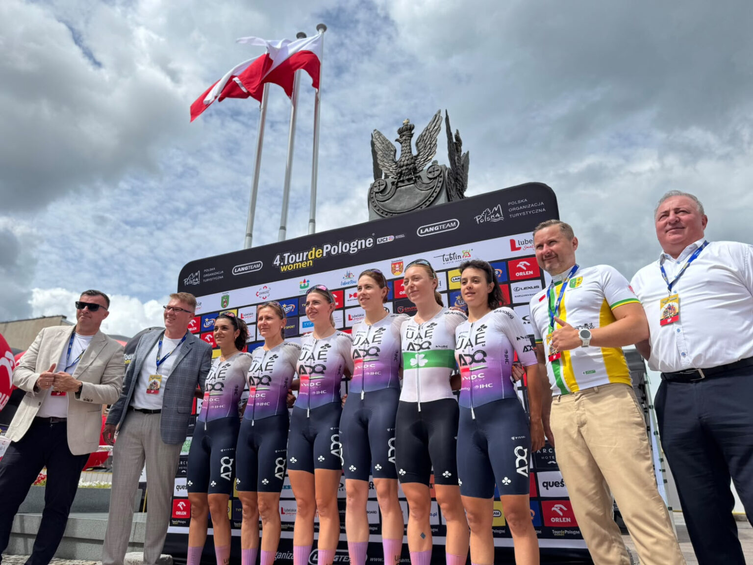 Lara Gillespie supera gli imprevisti e conquista un prezioso 2° posto ...